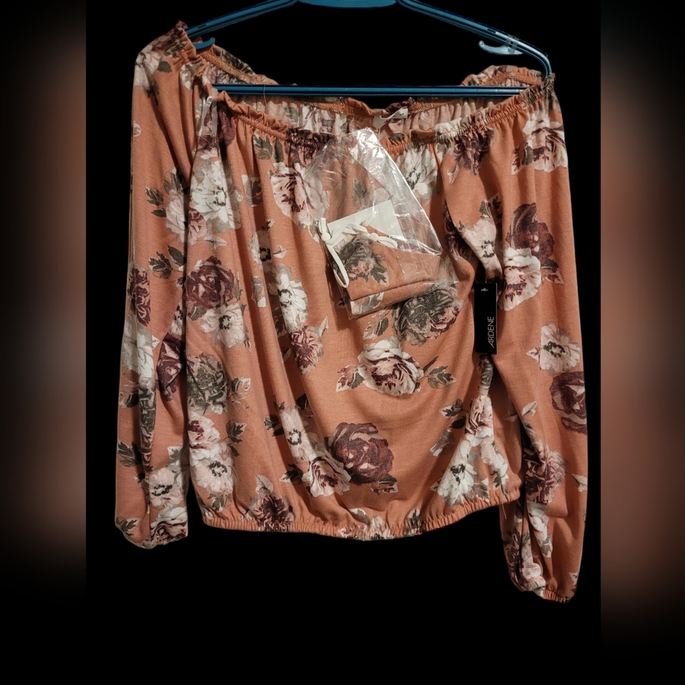 Woman's off the shoulder long sleeve top